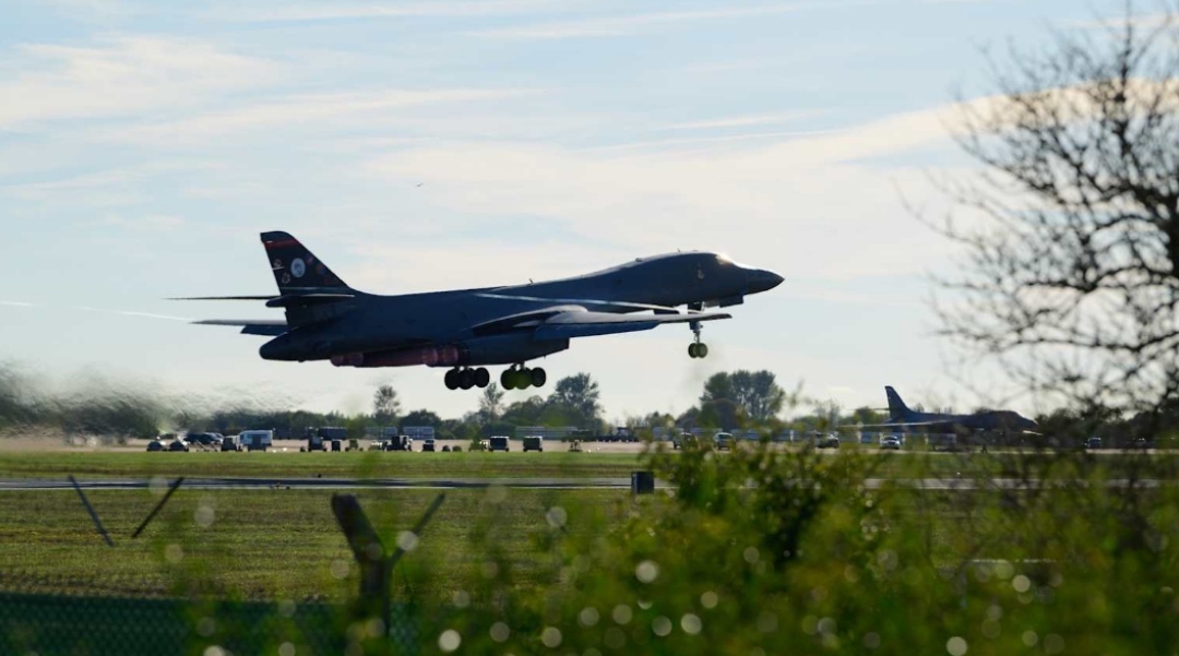 Estados Unidos retiram bombardeiros B-1 de base no Reino Unido por motivos de segurança